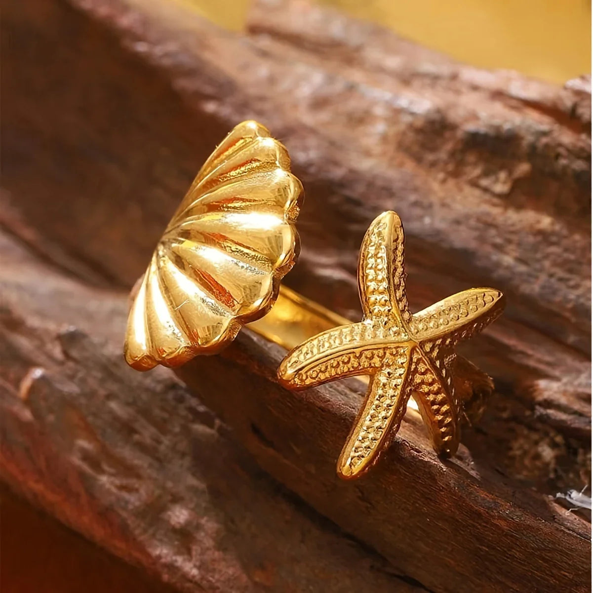 Elegant Gold-tone Starfish and Shell Ring