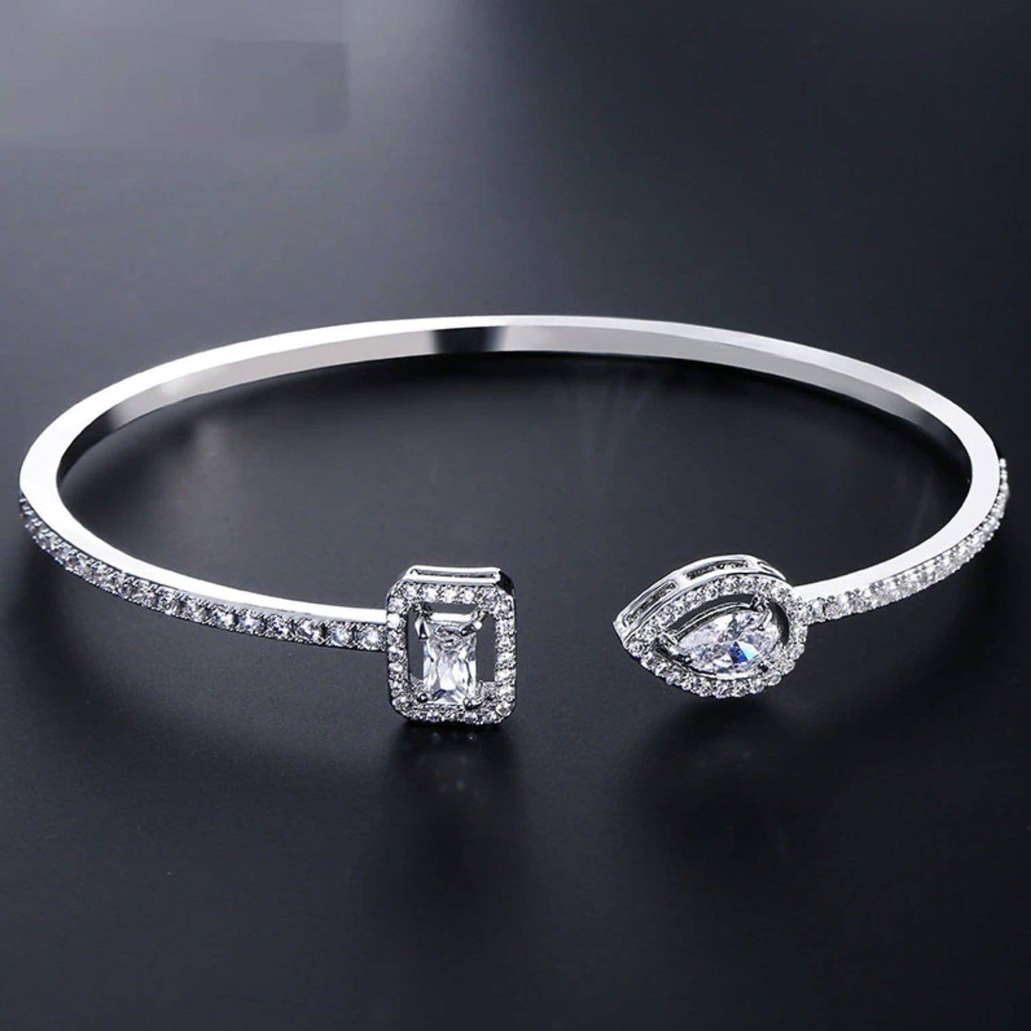 Cassandra Bead Bracelet