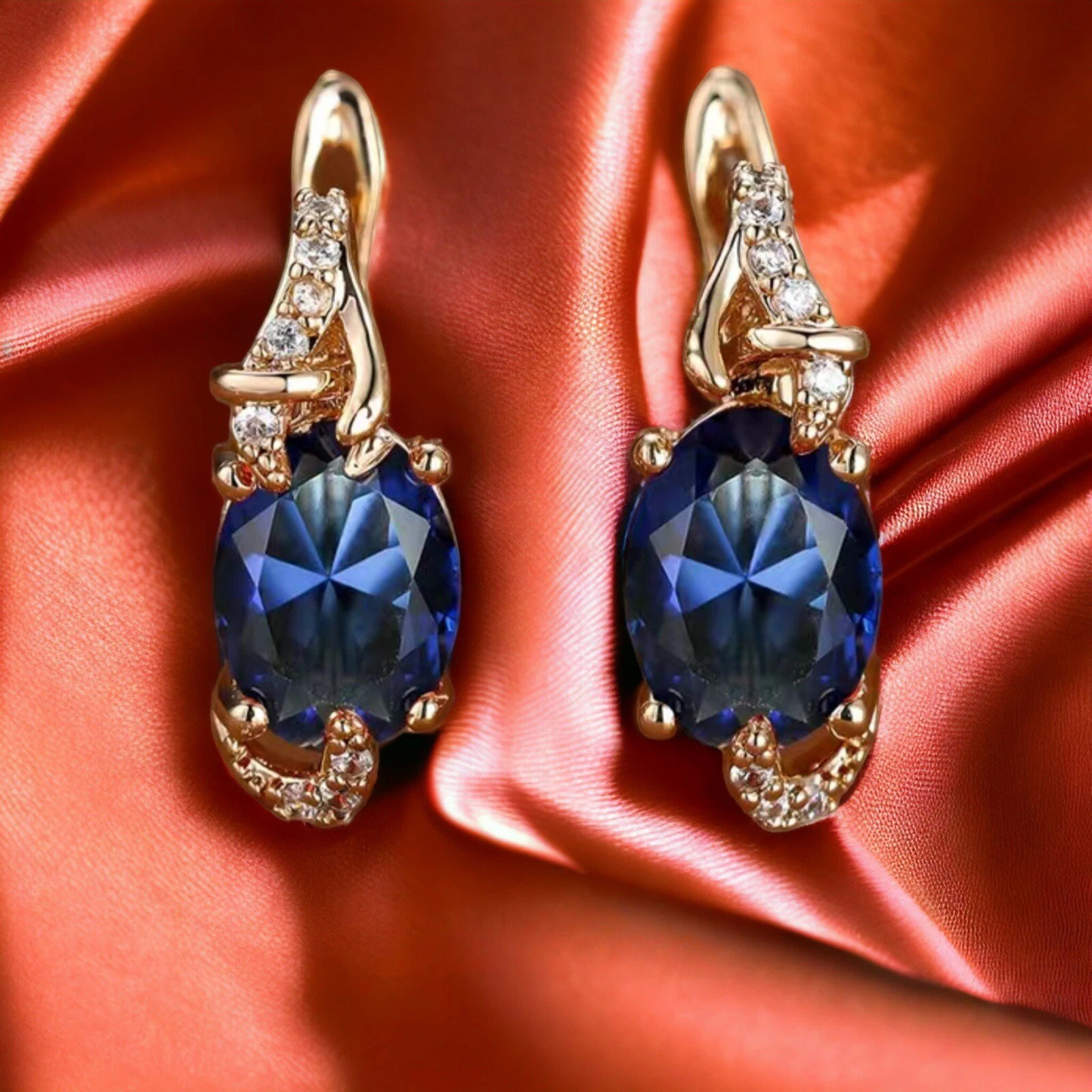 Royal Midnight Dangle Earrings | Gold-tone