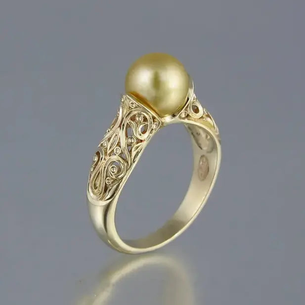 Vintage Gold-tone Bead Ring