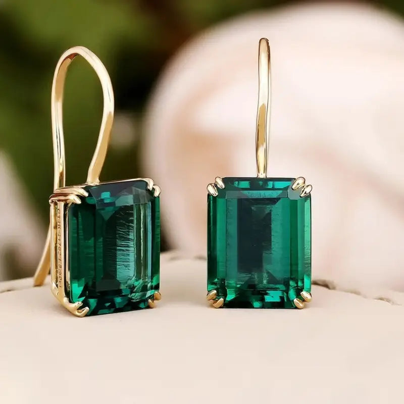 Viviana Corval Earrings | Gold-tone
