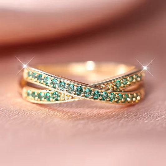 Emerald Flow Ring | Gold-tone
