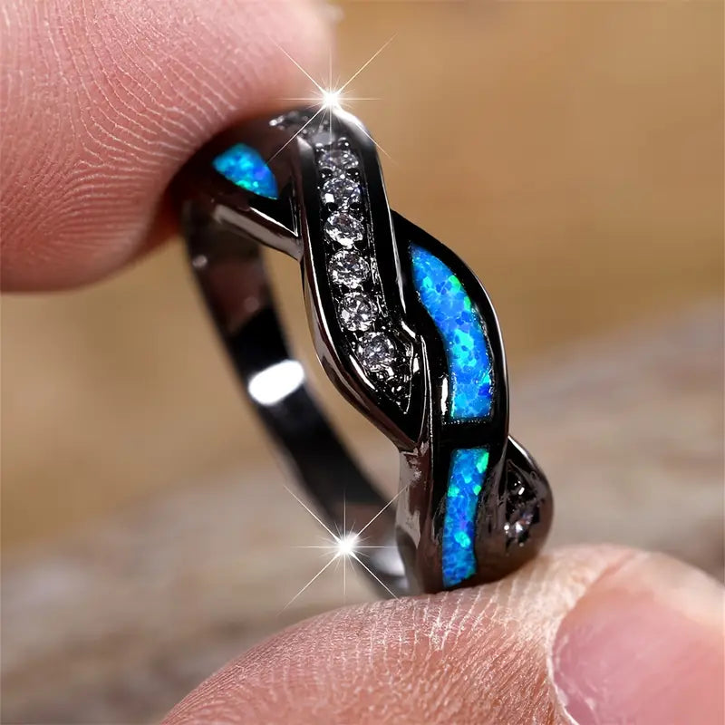 Thessia Lunebray Ring | White Gold-tone