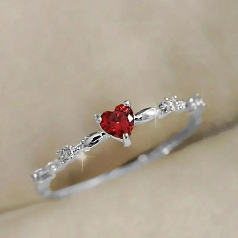 Coralyn Amoura Ring | Gold-tone