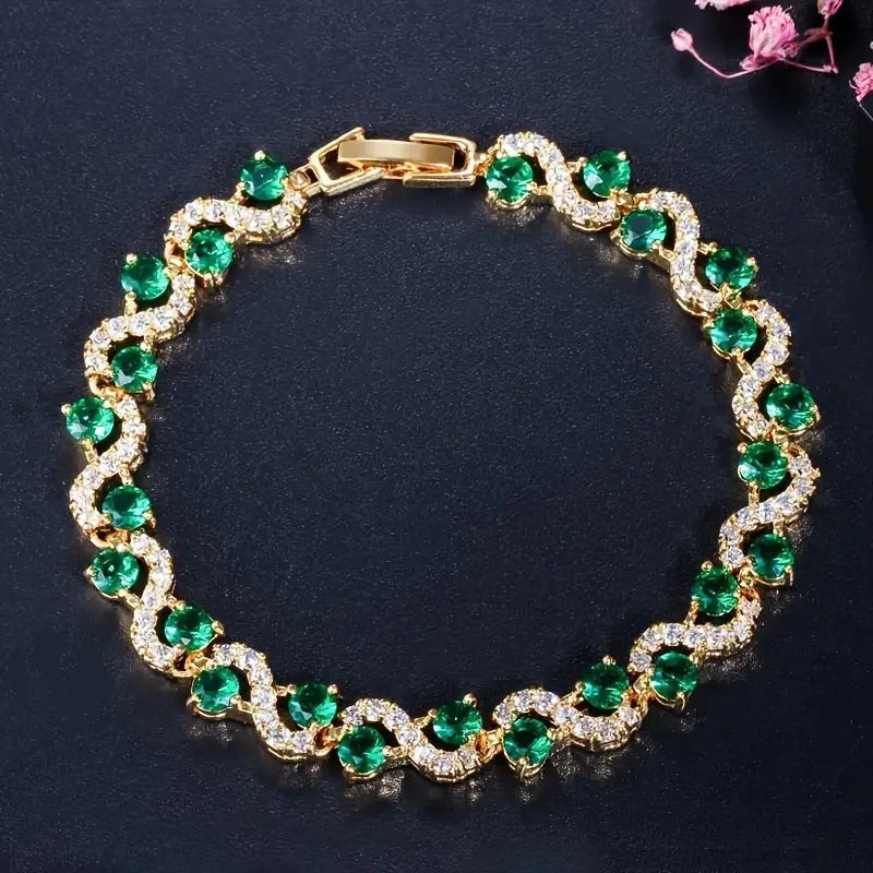 Fiora Emmeranthe Bracelet | Gold-tone