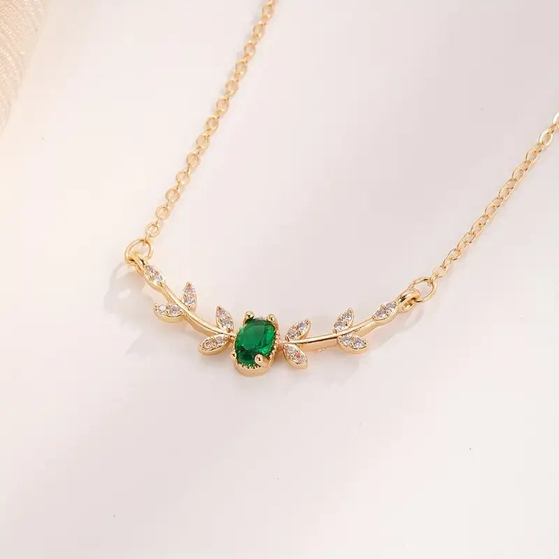 Amira Valmorin Necklace | Gold-tone