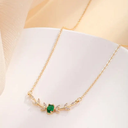 Amira Valmorin Necklace | Gold-tone