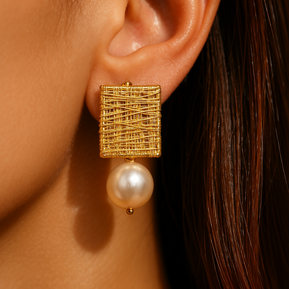 Vintage golden thread Bead earrings