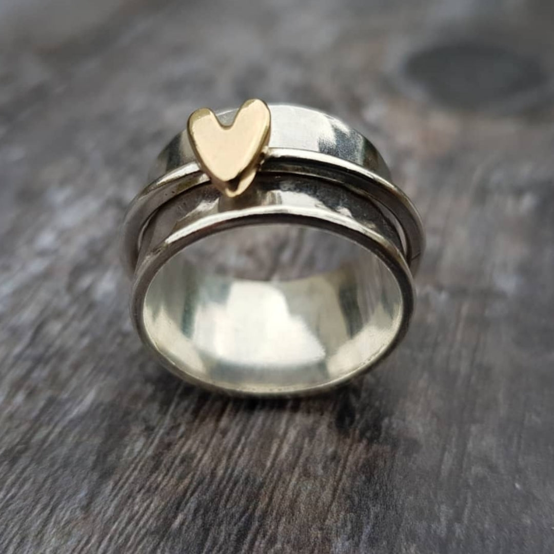 Alma - Silver-tone heart ring with golden finish