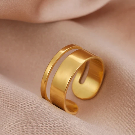 Gold-tone Infinite Capsule Ring