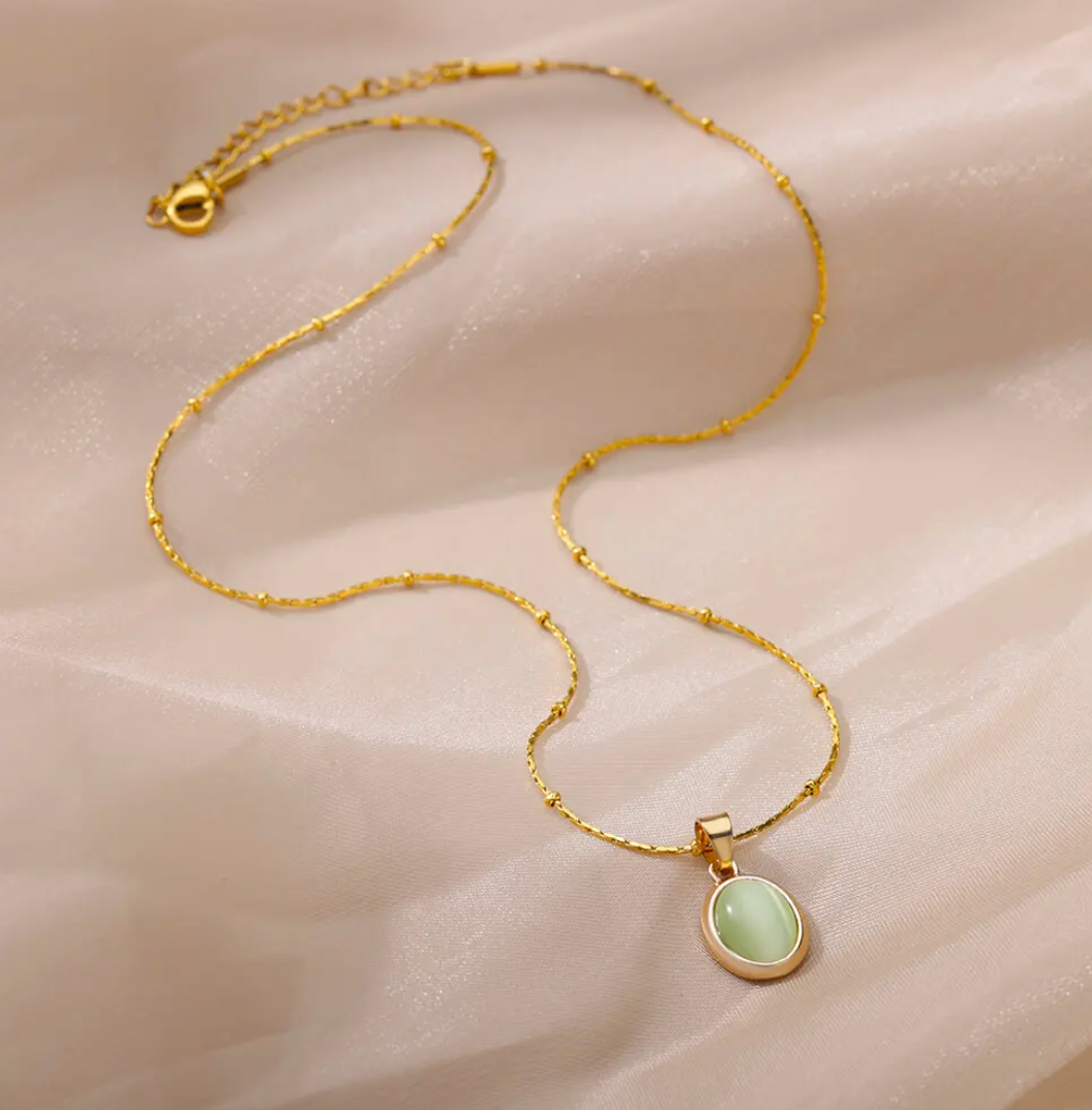 Gold-tone Green Quartz Necklace
