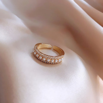 Gold-tone and Bead Elegant Ring