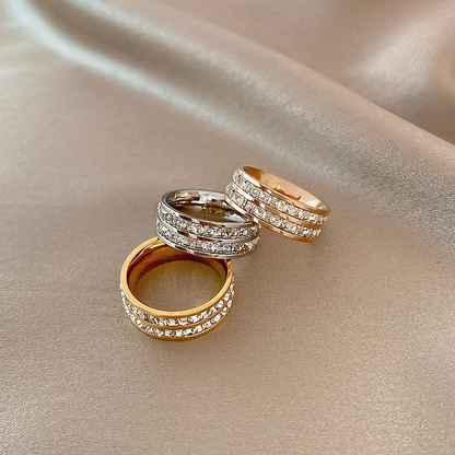 Vintage golden Cubic Zirconia Ring