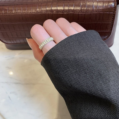 Gold-tone and Bead Elegant Ring