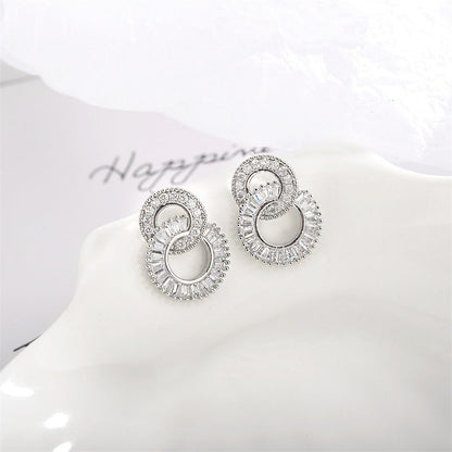 Elise Interlocking Circles Earrings