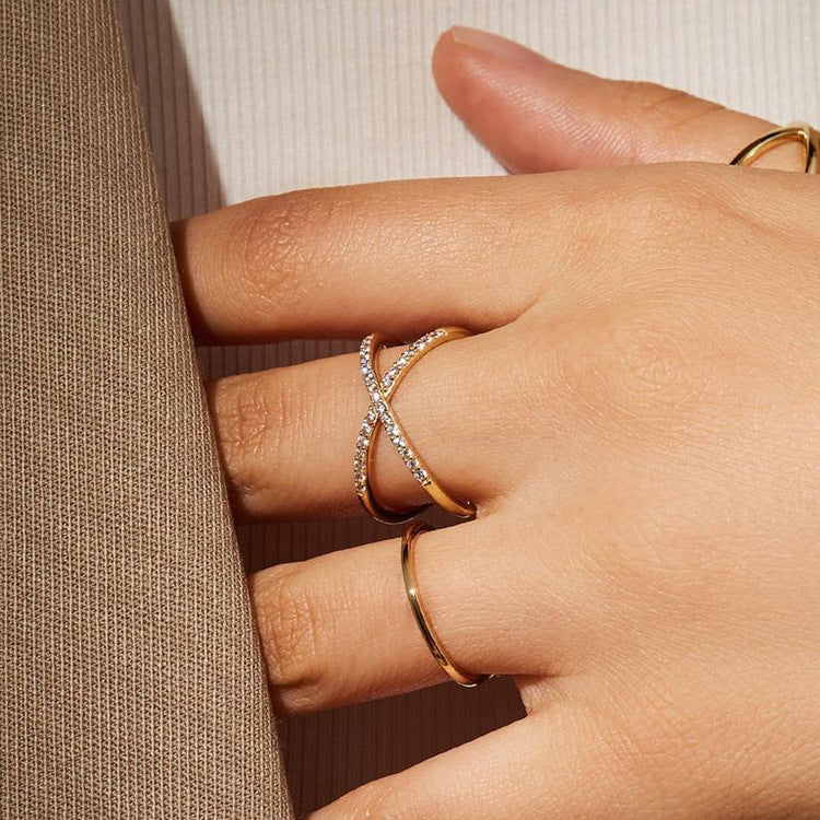 Eva's Harmony Golden Ring