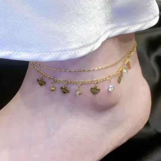 Chain anklet with golden heart