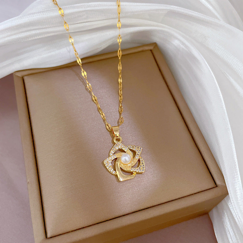 Orient Bead Flower Necklace