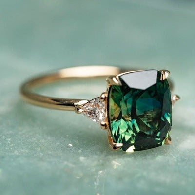 Vintage-Inspired Green Stone Ring | Gold-tone