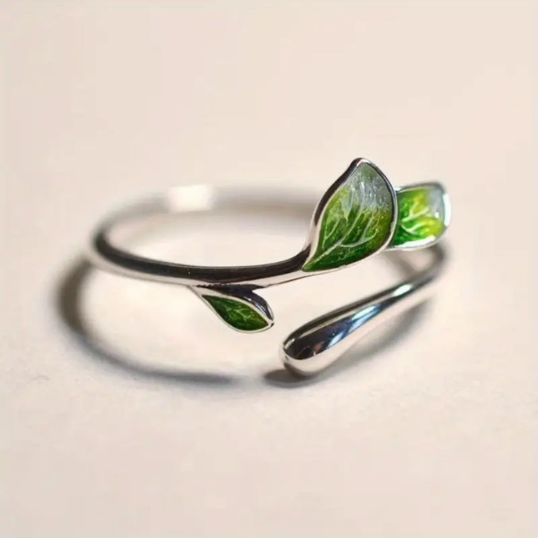 Adjustable green enamel leaf ring