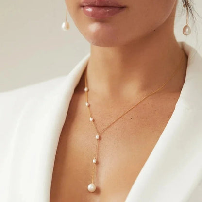 Valeria - Vintage pendant necklace with Beads