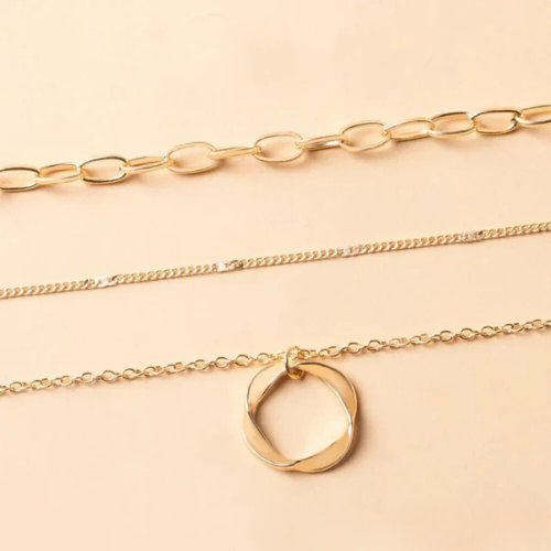 Carmen - Vintage necklace with chain and pendant, golden