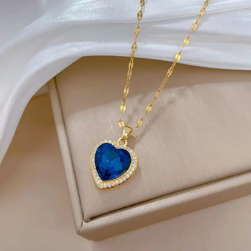 Jaselle Vireyne Necklace | Gold-tone