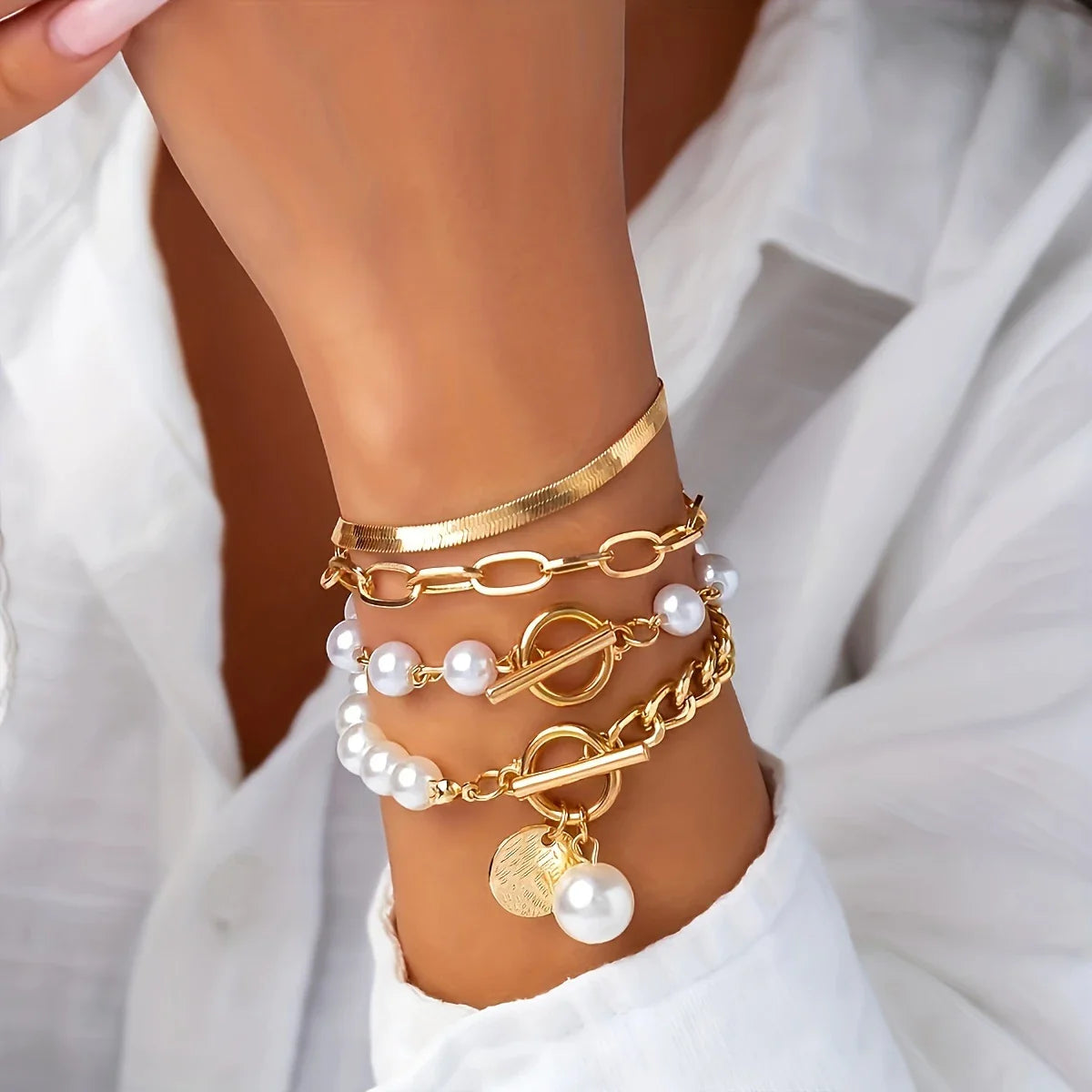 Set of 4 Gold-tone Sparkling Bead Bracelets
