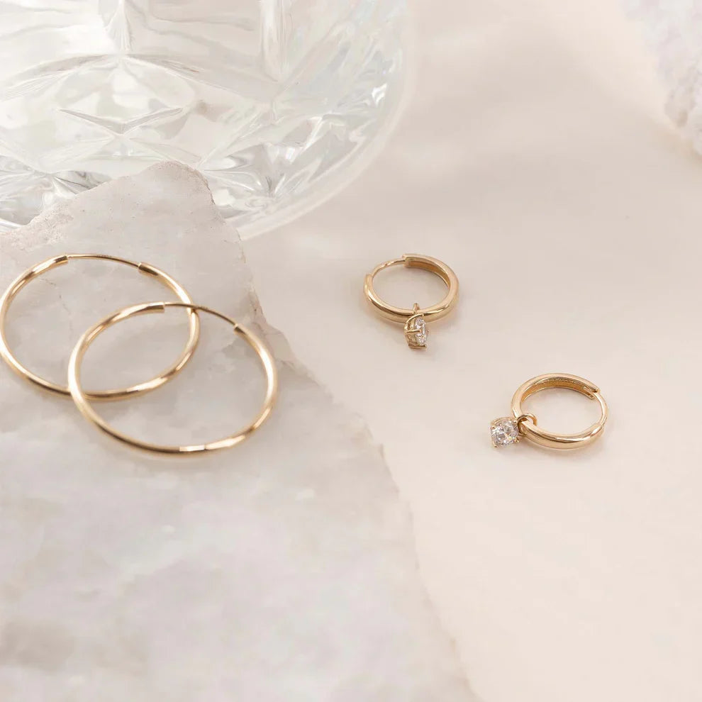 Larmes de Lune Stone Hoop Earrings | Gold-tone