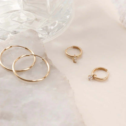 Larmes de Lune Stone Hoop Earrings | Gold-tone