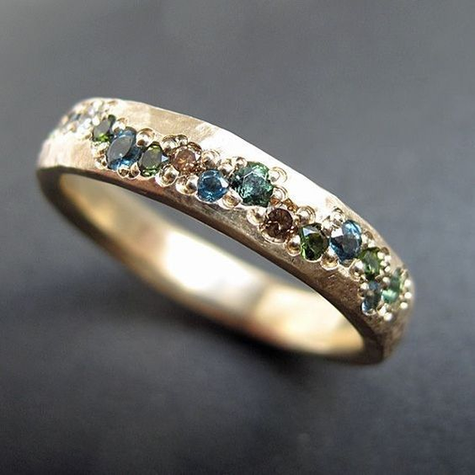 Vintage colourful golden ring
