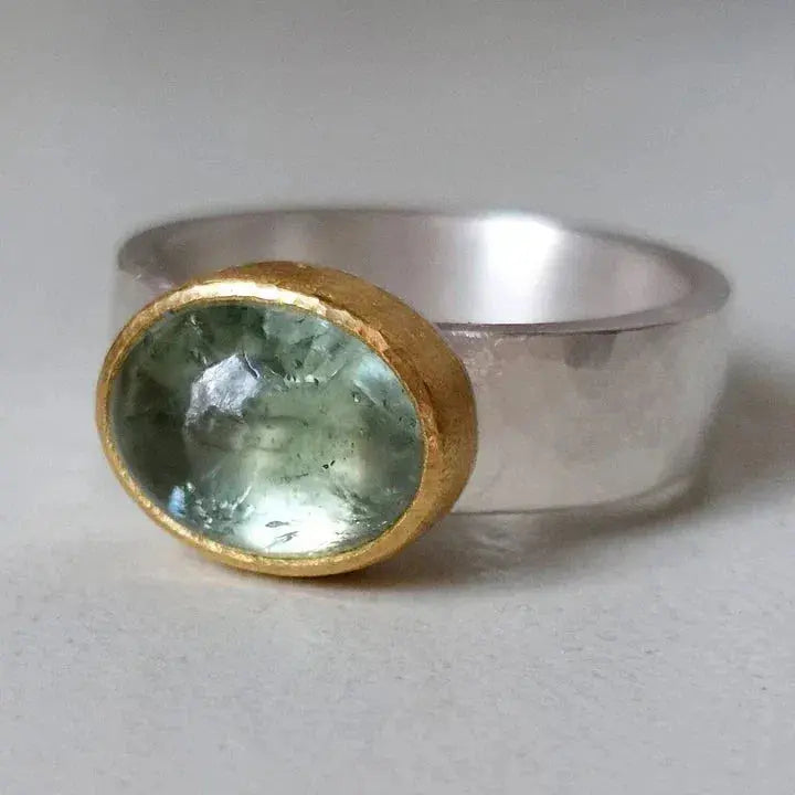 Vintage Round Green Stone Ring
