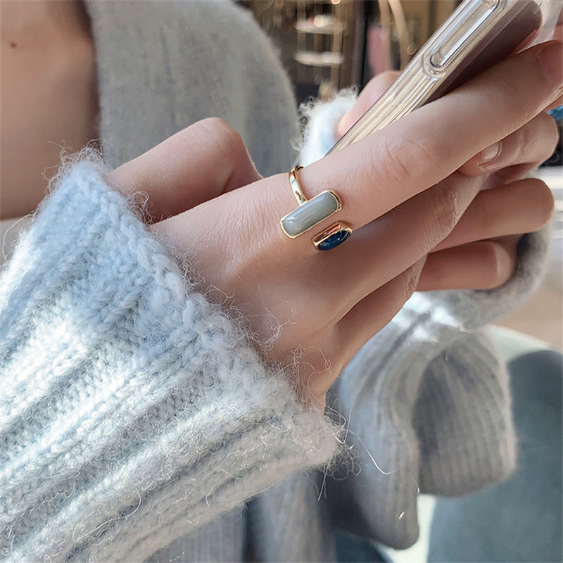 Vintage golden Blue Iridescent Ring