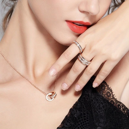 Vintage golden Cubic Zirconia Ring