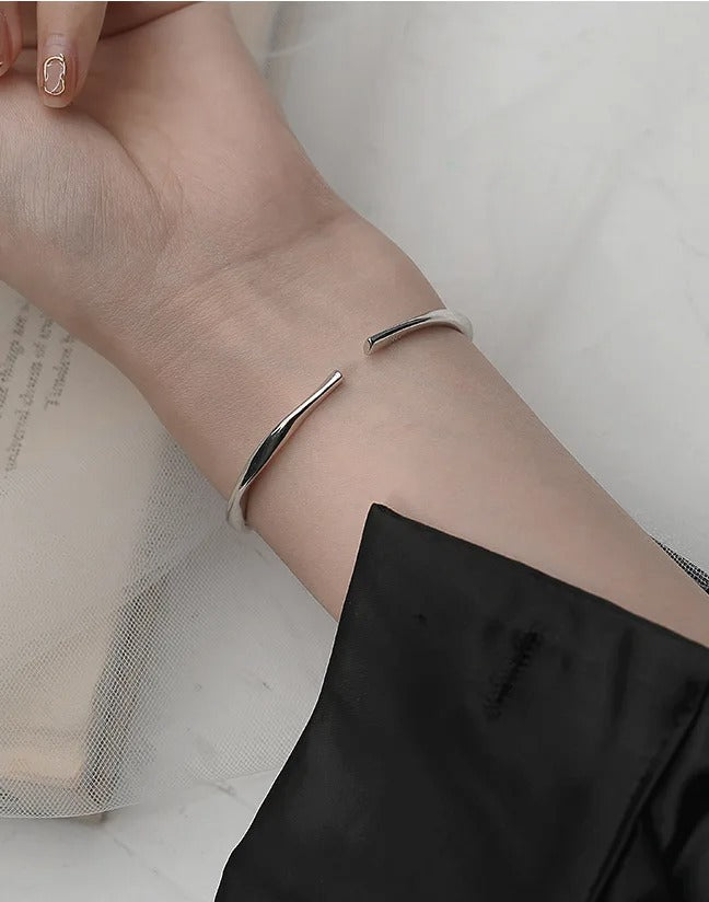 Adjustable Chunky Silver-tone Irregular Bracelet