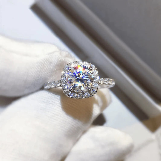 Oleana Sparkling Band Ring
